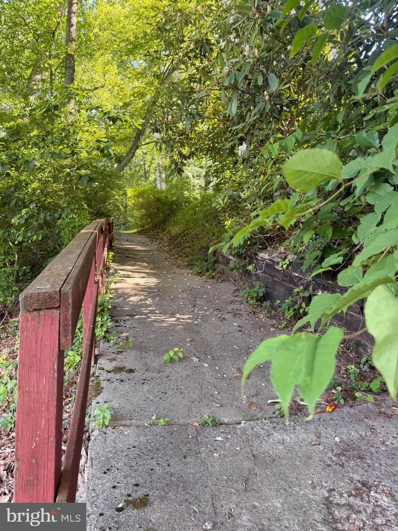 4192 River Rd Property Photo 25