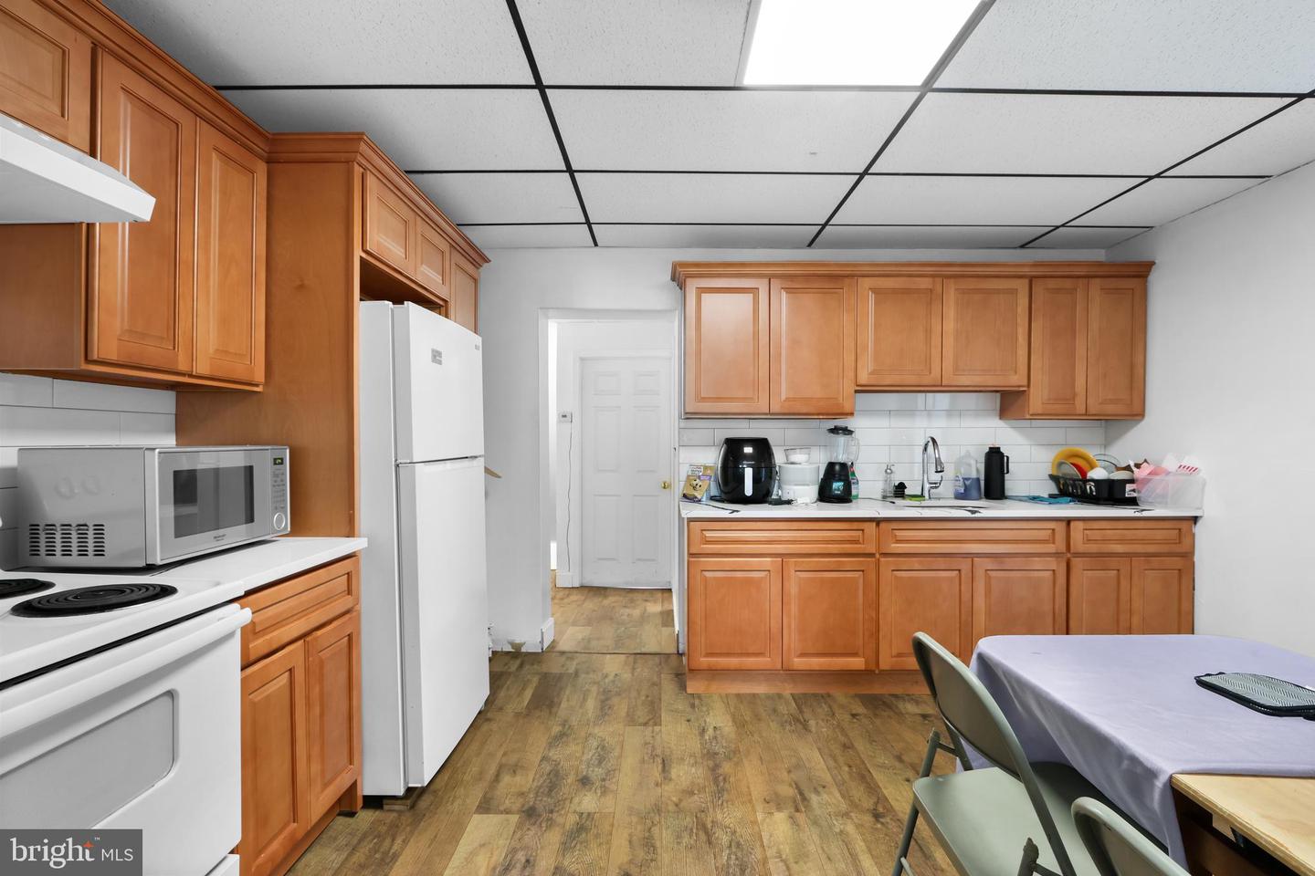 127 S Broad St Property Photo 17