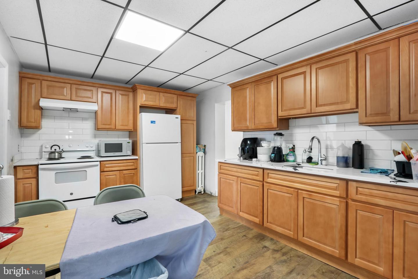 127 S Broad St Property Photo 19