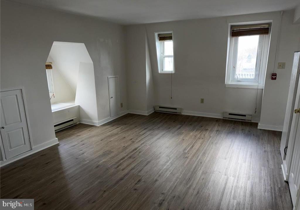 133 Cattell St #5 Property Photo 2