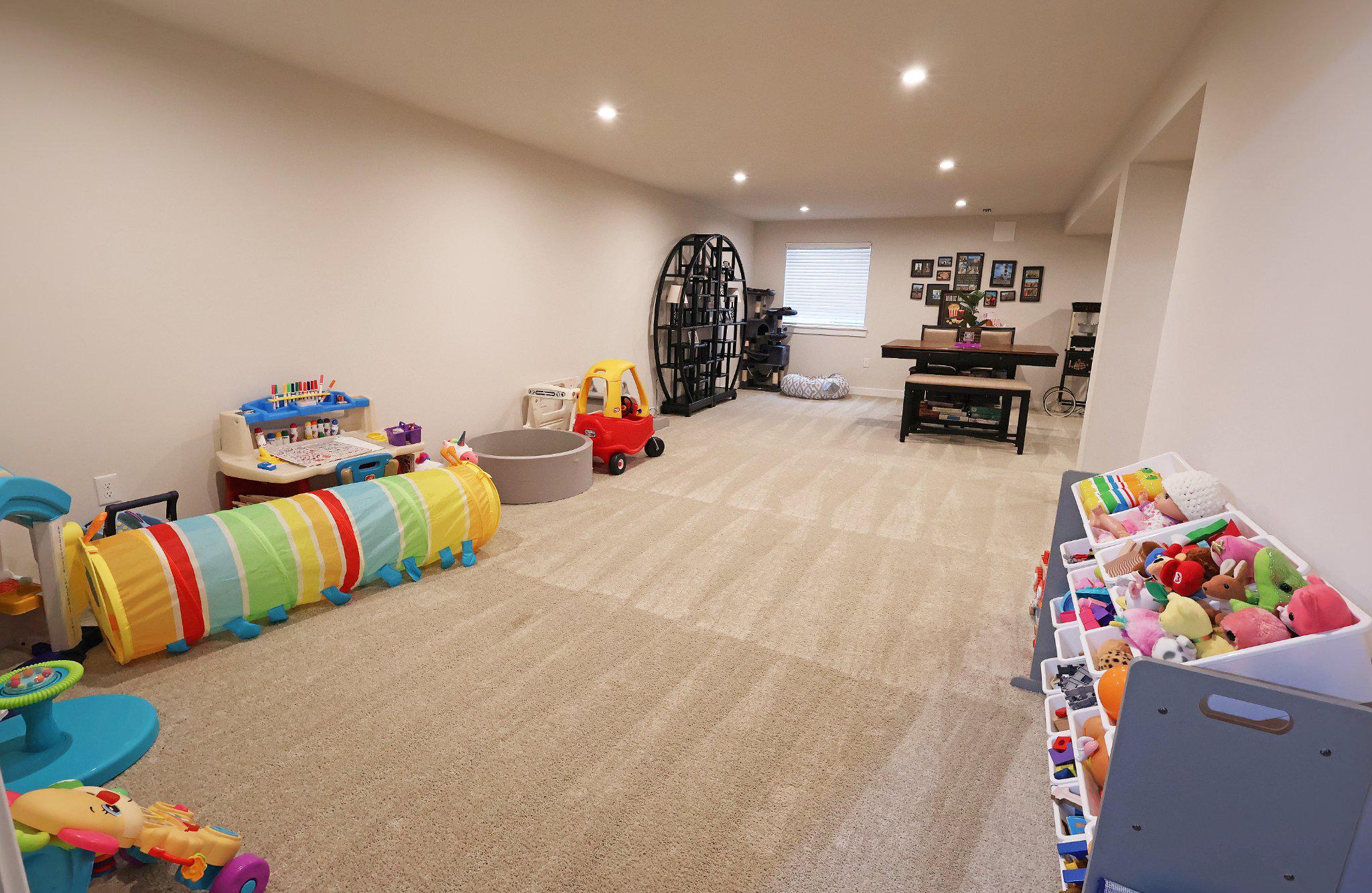 3904 Trythall St Property Photo 25