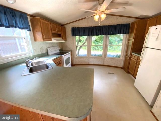 360 S Delaware Dr #16 Property Photo 4