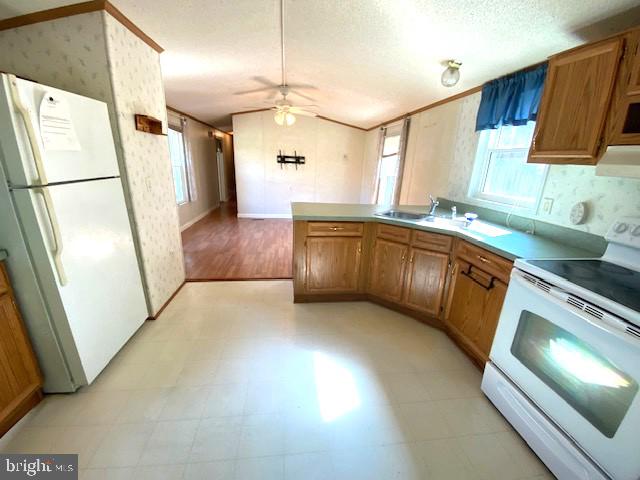 360 S Delaware Dr #16 Property Photo 5