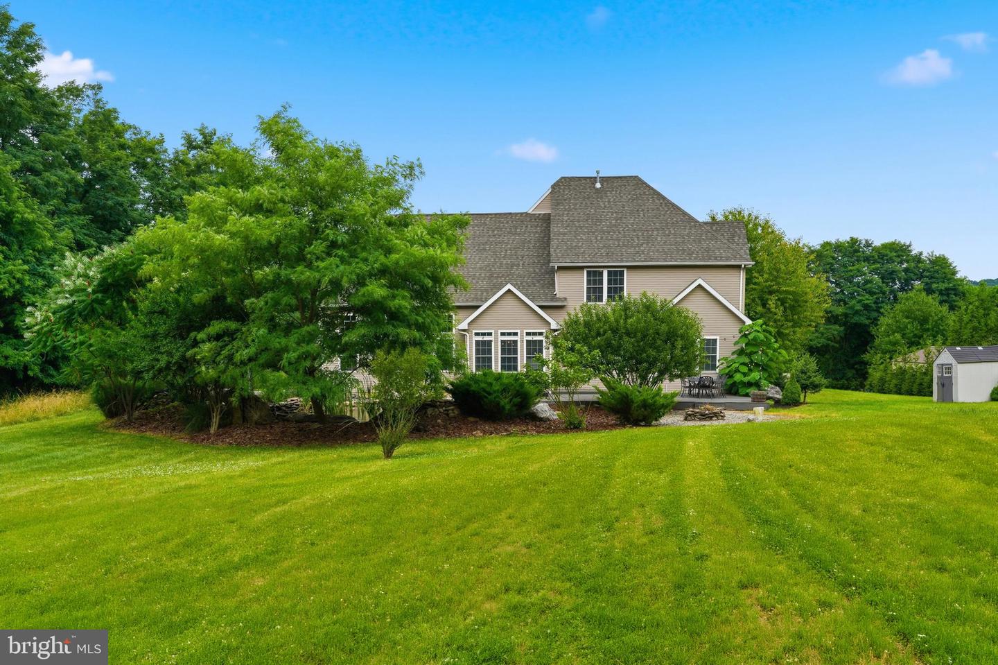 55 Island Ct Property Photo 63