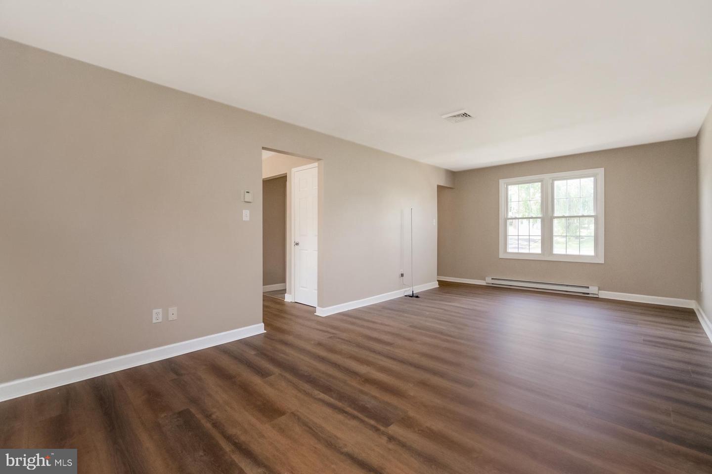 1105 Brentwood Ave Property Photo 8