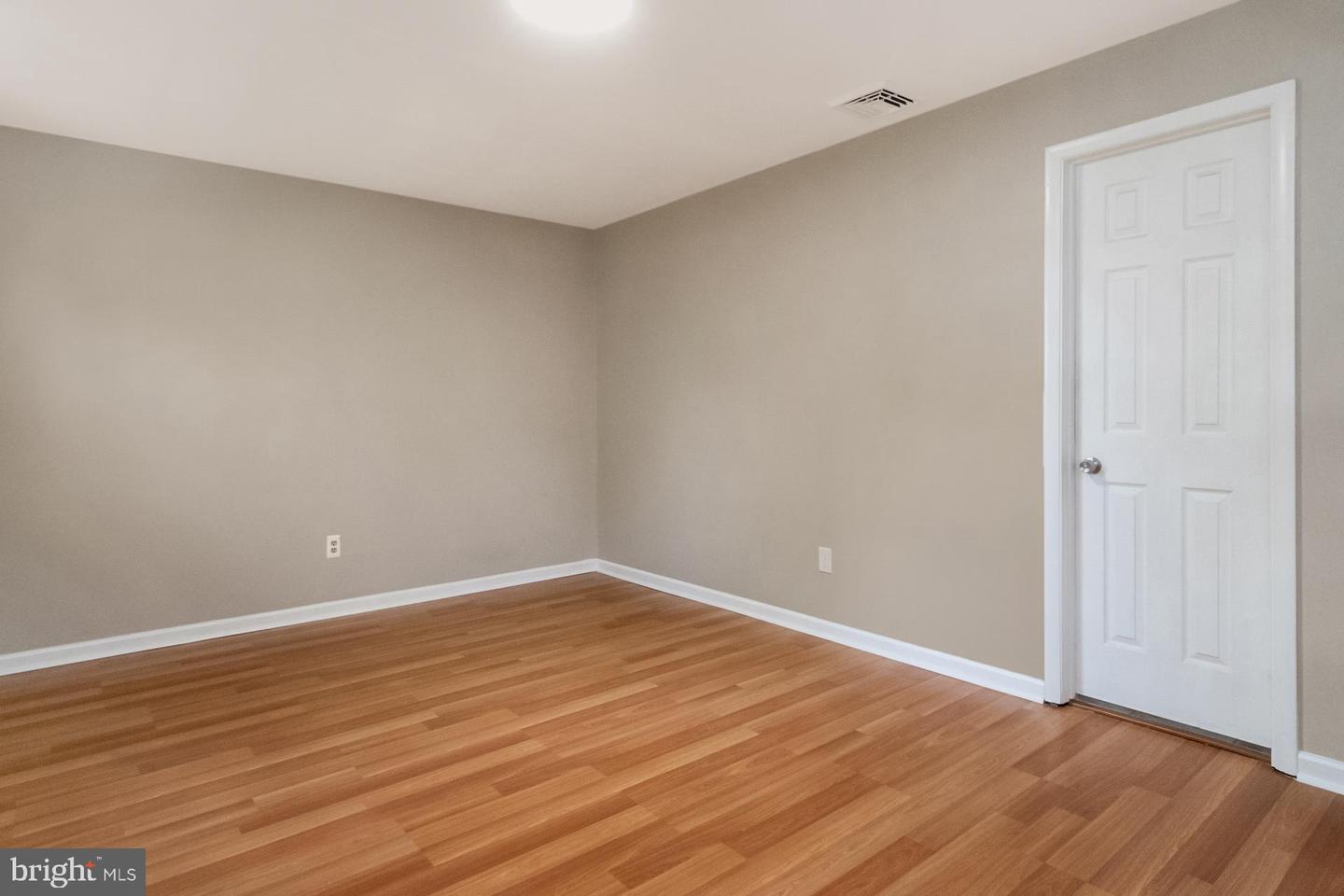 1105 Brentwood Ave Property Photo 33