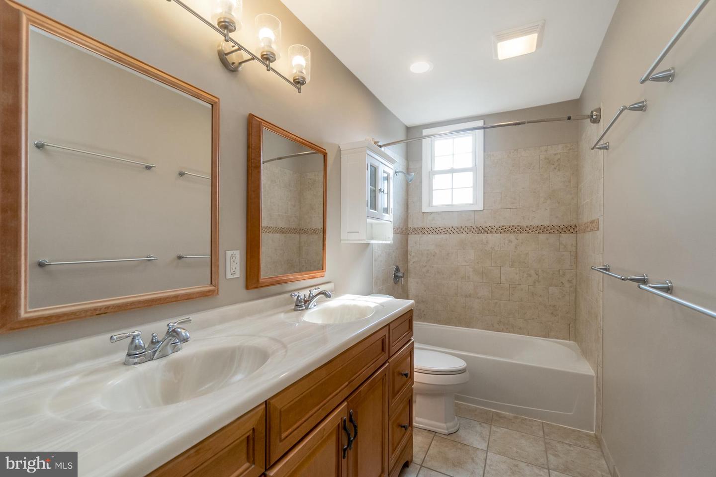 1105 Brentwood Ave Property Photo 37
