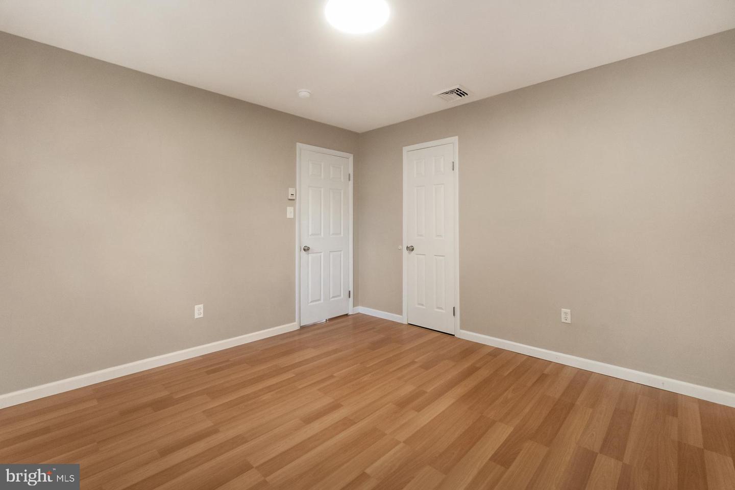 1105 Brentwood Ave Property Photo 40