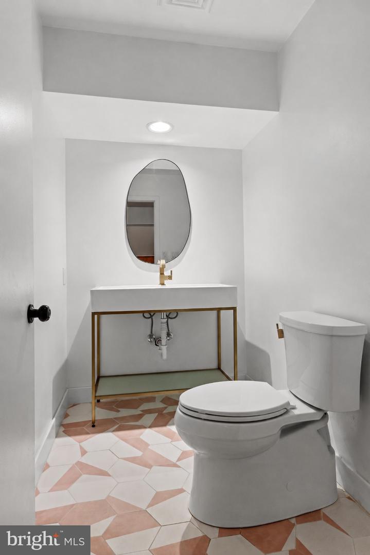 3385 Woodbridge Cir Property Photo 31