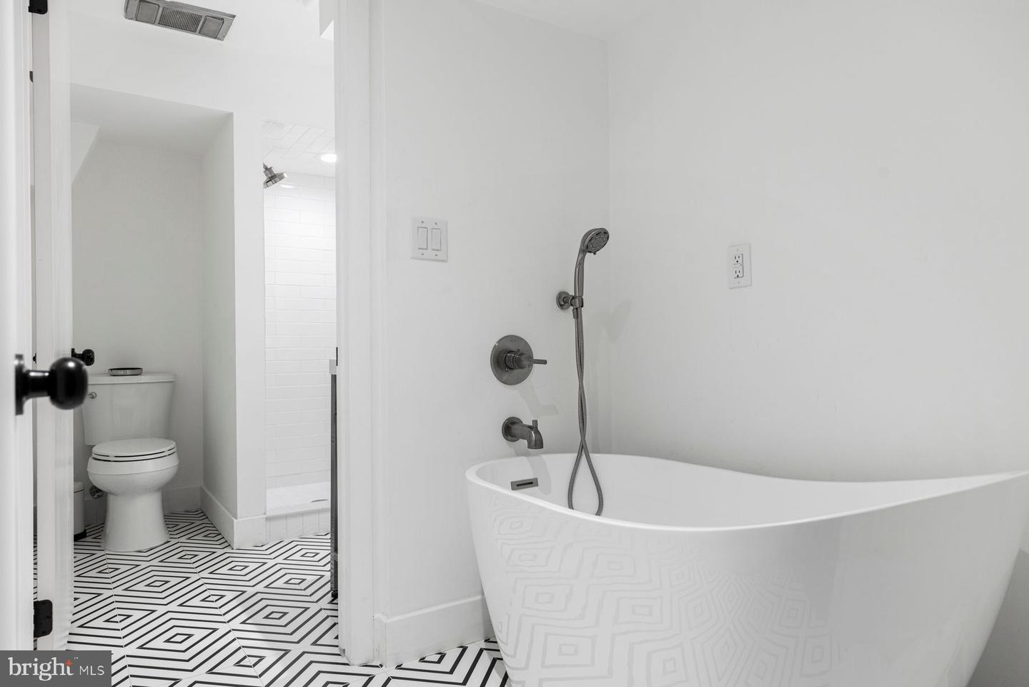3385 Woodbridge Cir Property Photo 43