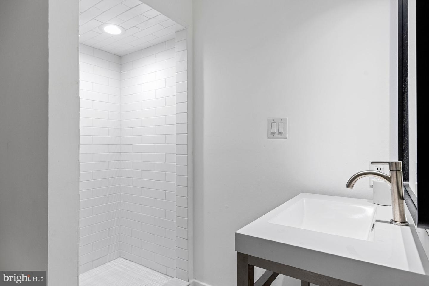 3385 Woodbridge Cir Property Photo 44