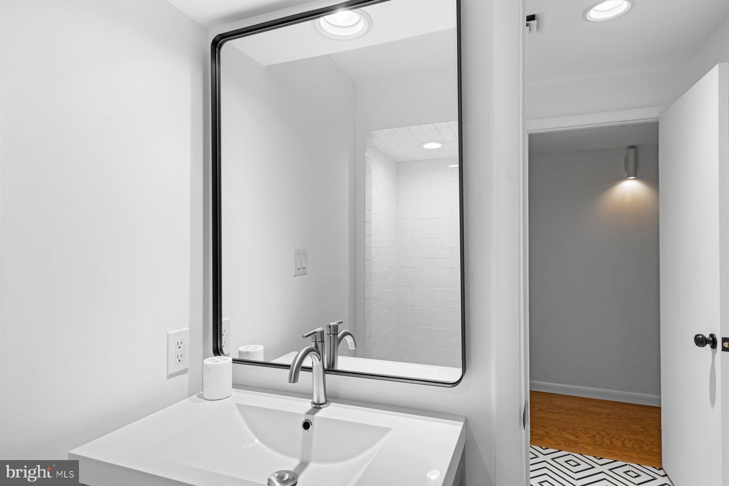3385 Woodbridge Cir Property Photo 45