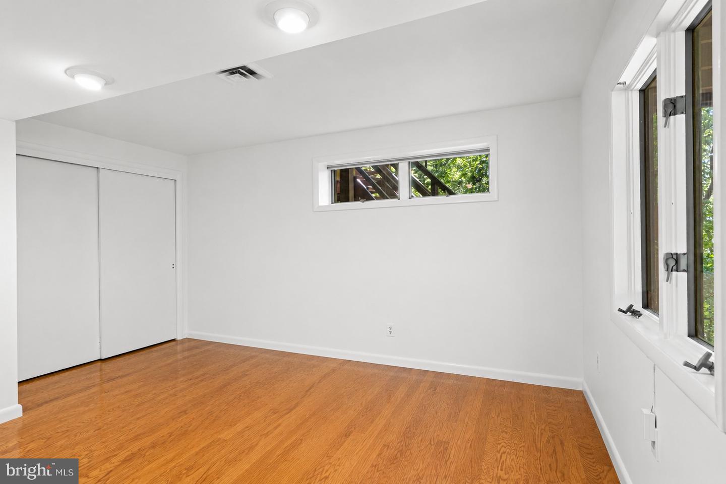 3385 Woodbridge Cir Property Photo 46