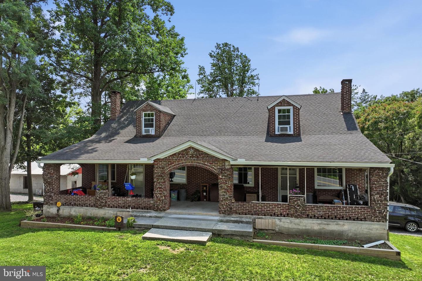 429 RIVERVIEW DR
