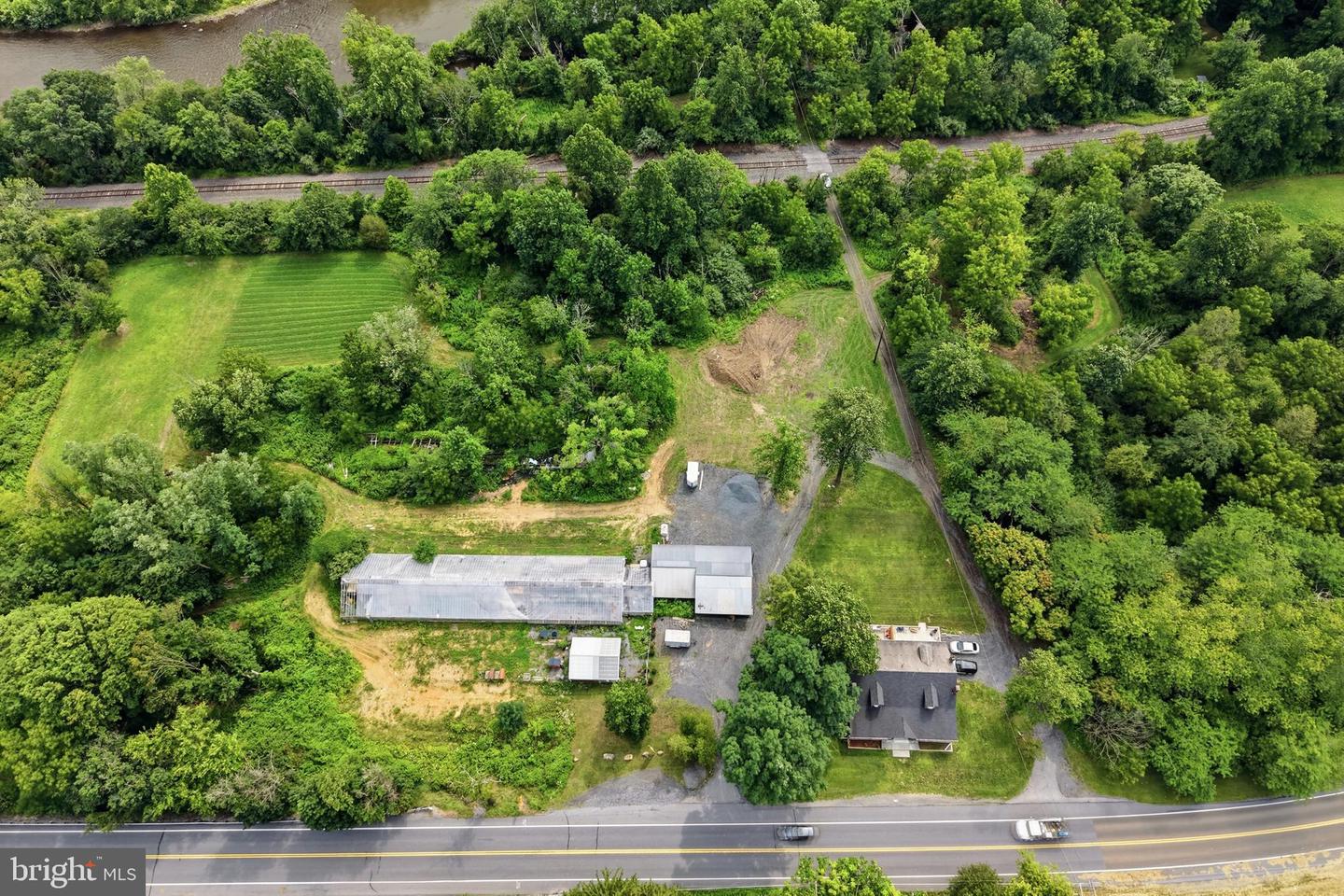 429 Riverview Dr Property Photo 20