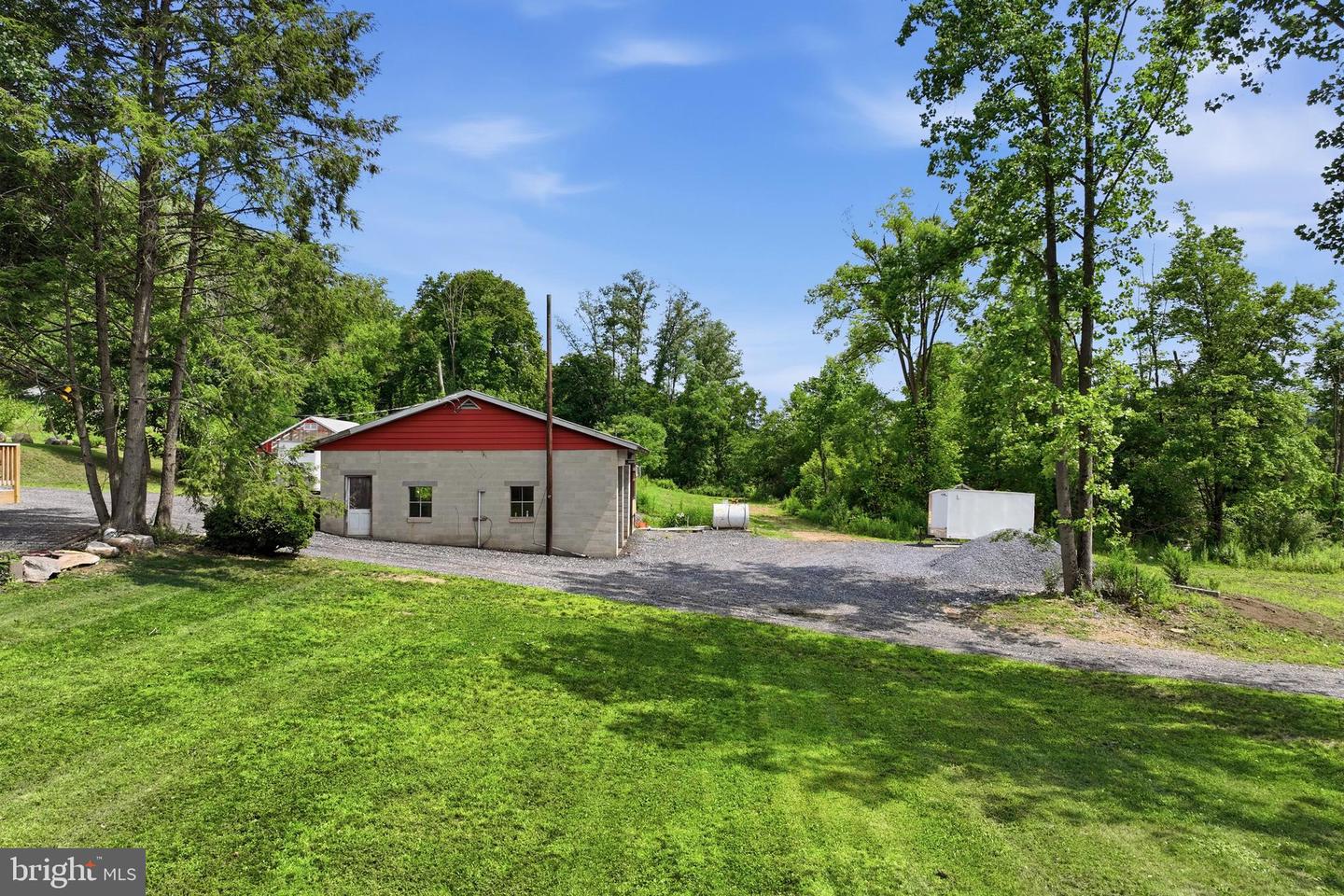 429 Riverview Dr Property Photo 33