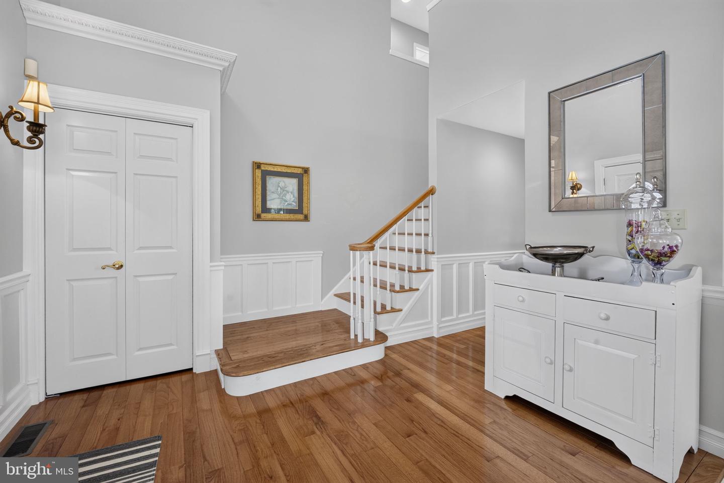 6467 Abbey Rd Property Photo 6