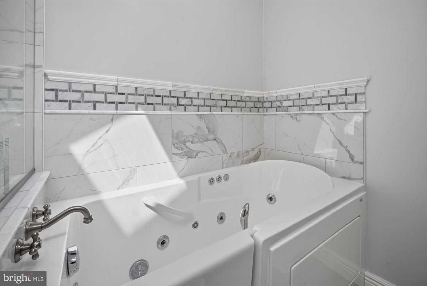 6467 Abbey Rd Property Photo 25