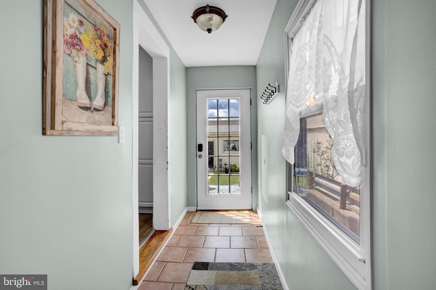 1335 Center St Property Photo 15