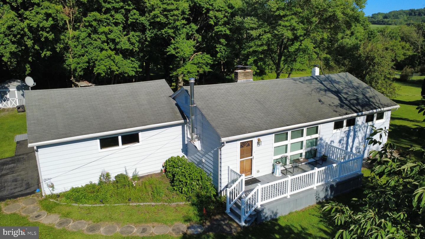524 WALNUT DR
