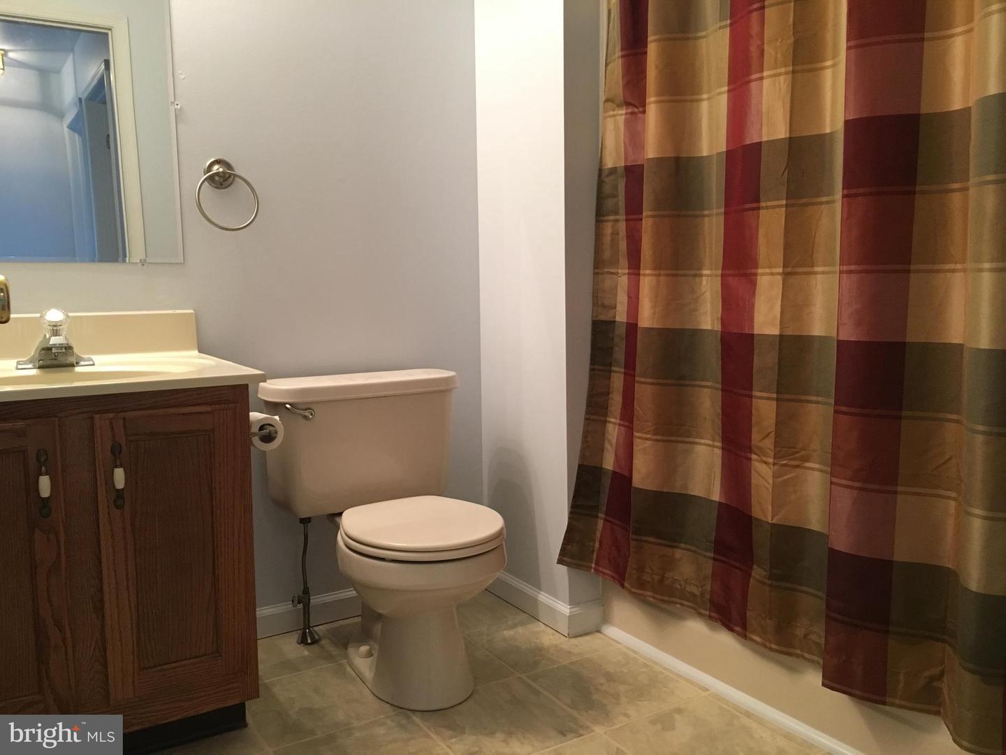 2635 Middle Way Property Photo 9