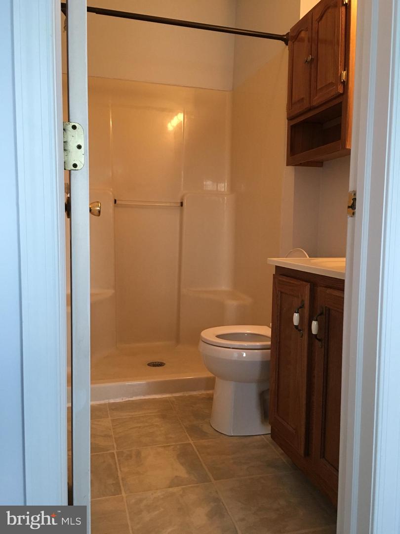 2635 Middle Way Property Photo 12