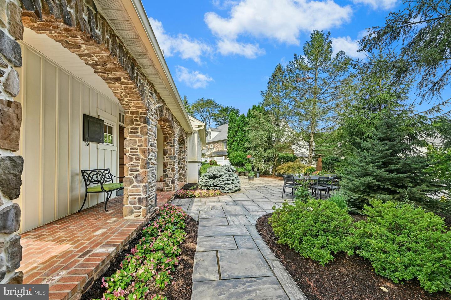 2048 Forge Run Property Photo 3