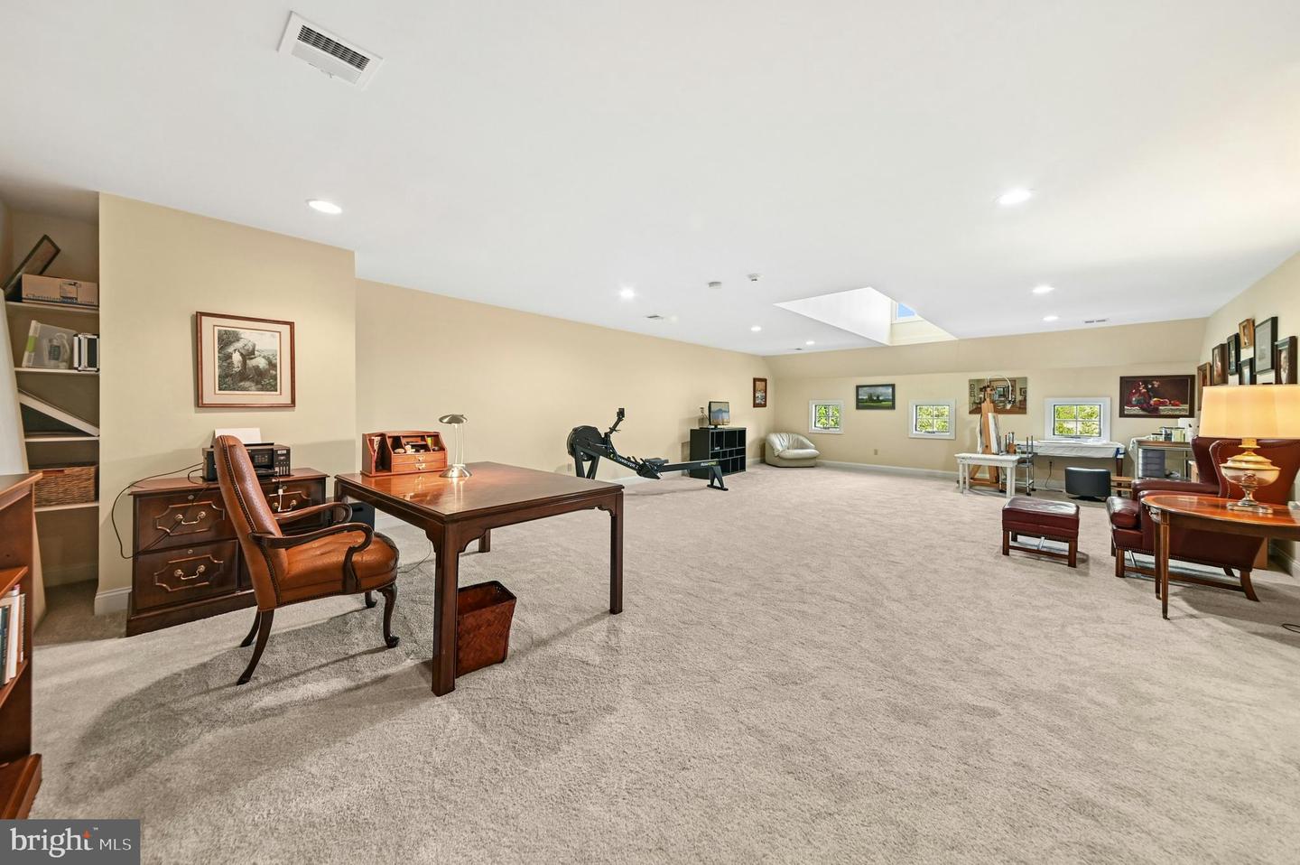 2048 Forge Run Property Photo 37