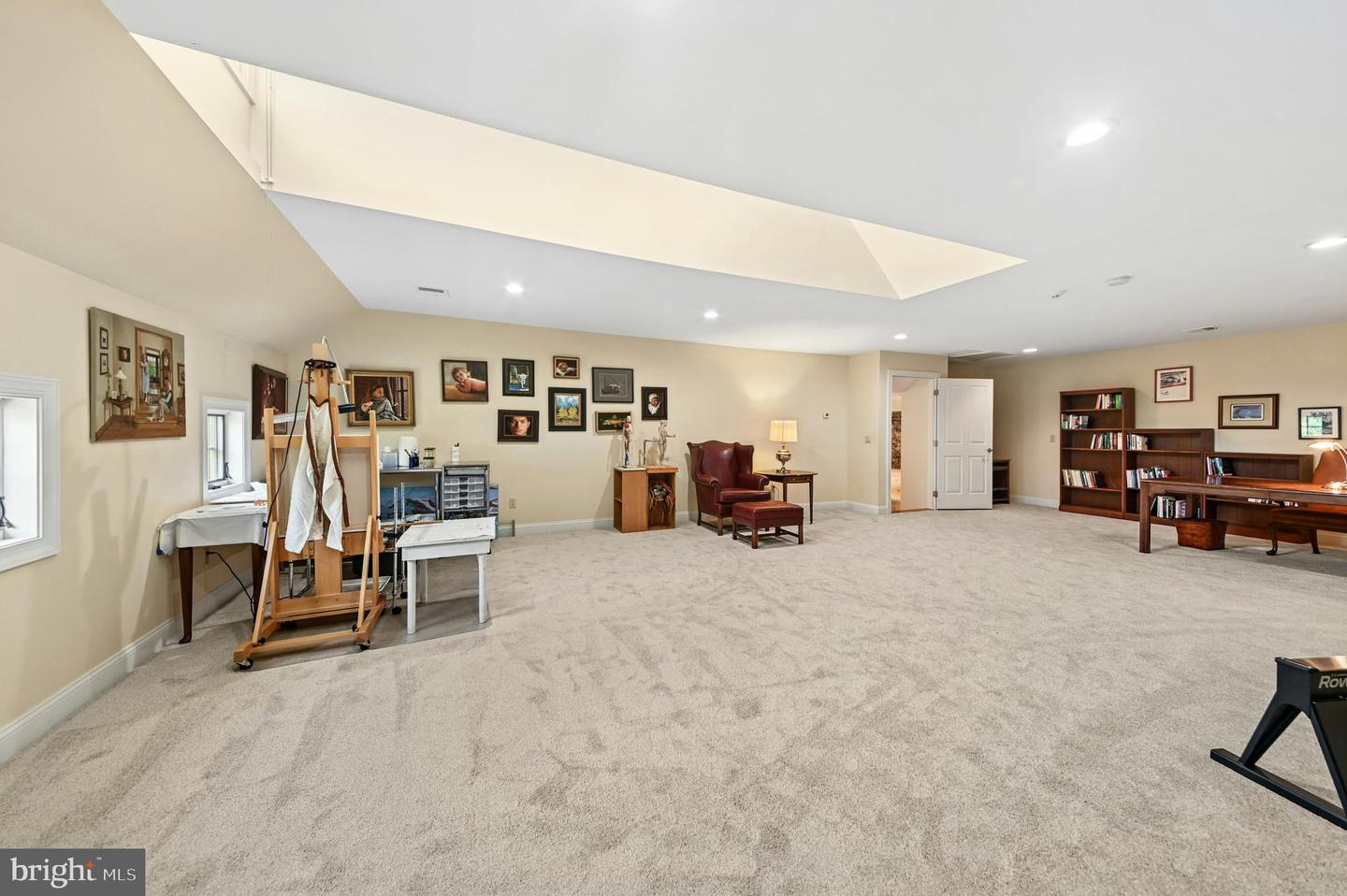 2048 Forge Run Property Photo 38