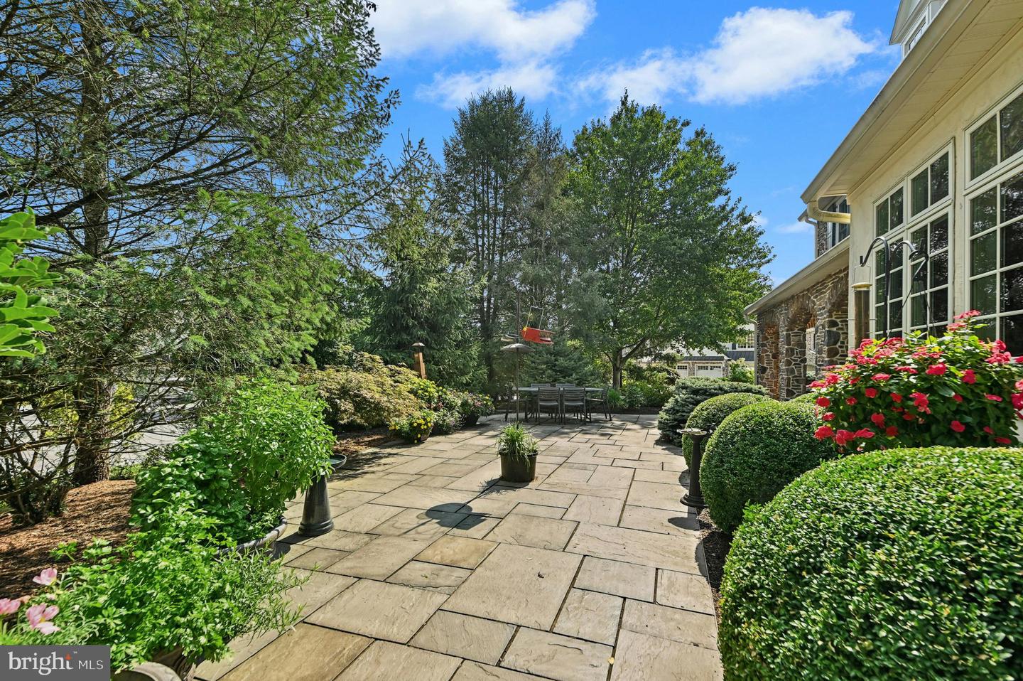 2048 Forge Run Property Photo 40