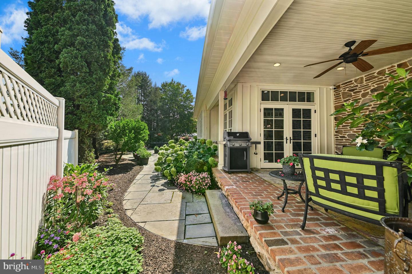 2048 Forge Run Property Photo 41