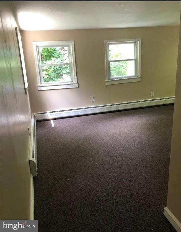806 Carlton Ave Property Photo 14