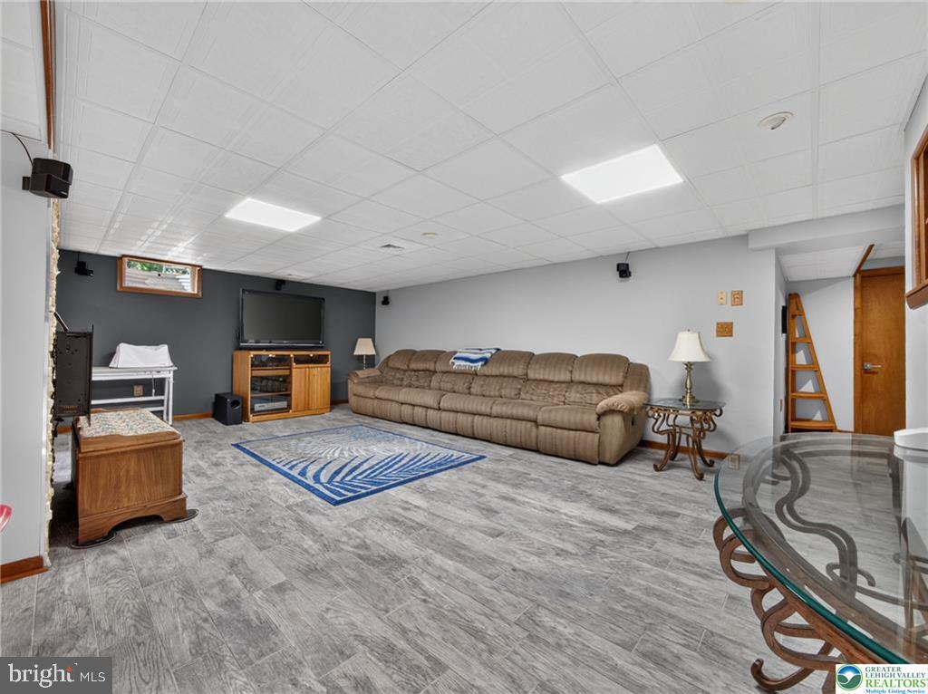 4497 Meadow Dr Property Photo 50