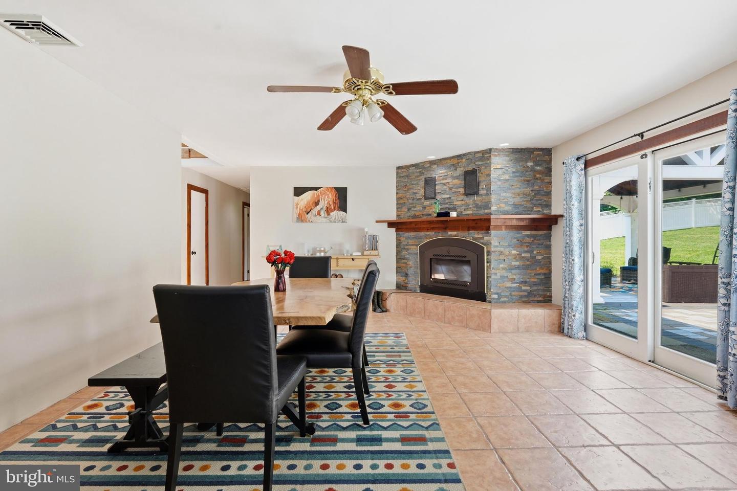 1421 Nectarine Rd Property Photo 23