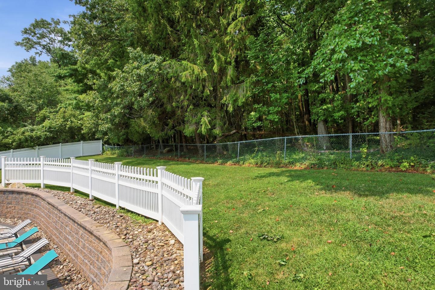 1421 Nectarine Rd Property Photo 76