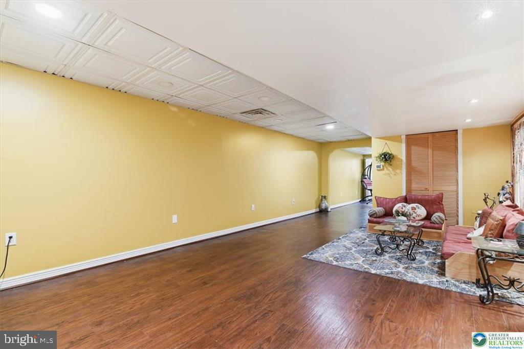 18 Creek Court Property Photo 64