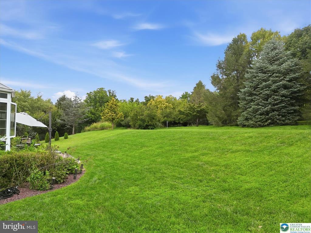 18 Creek Court Property Photo 82