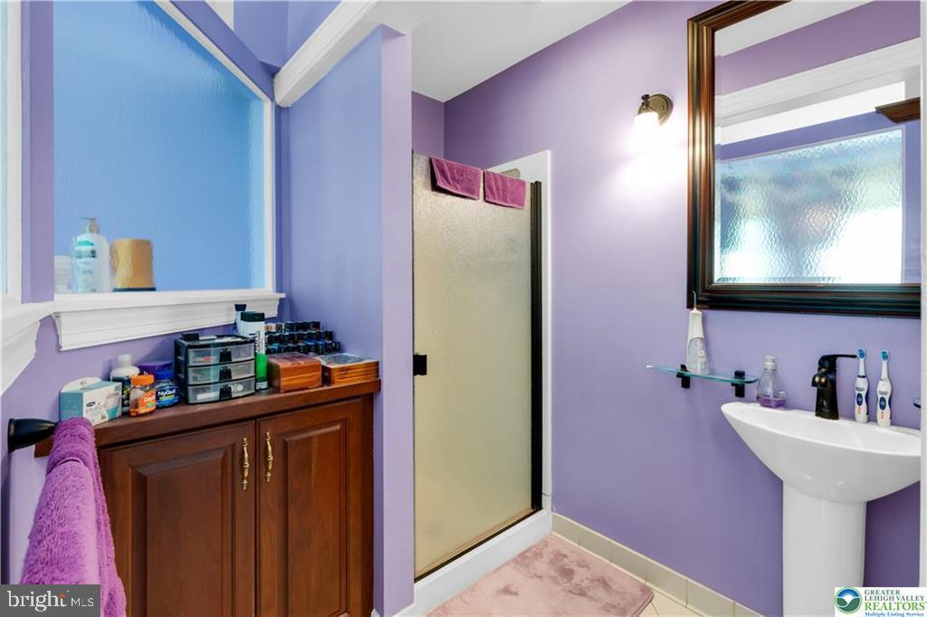 131 E Wall St Property Photo 25