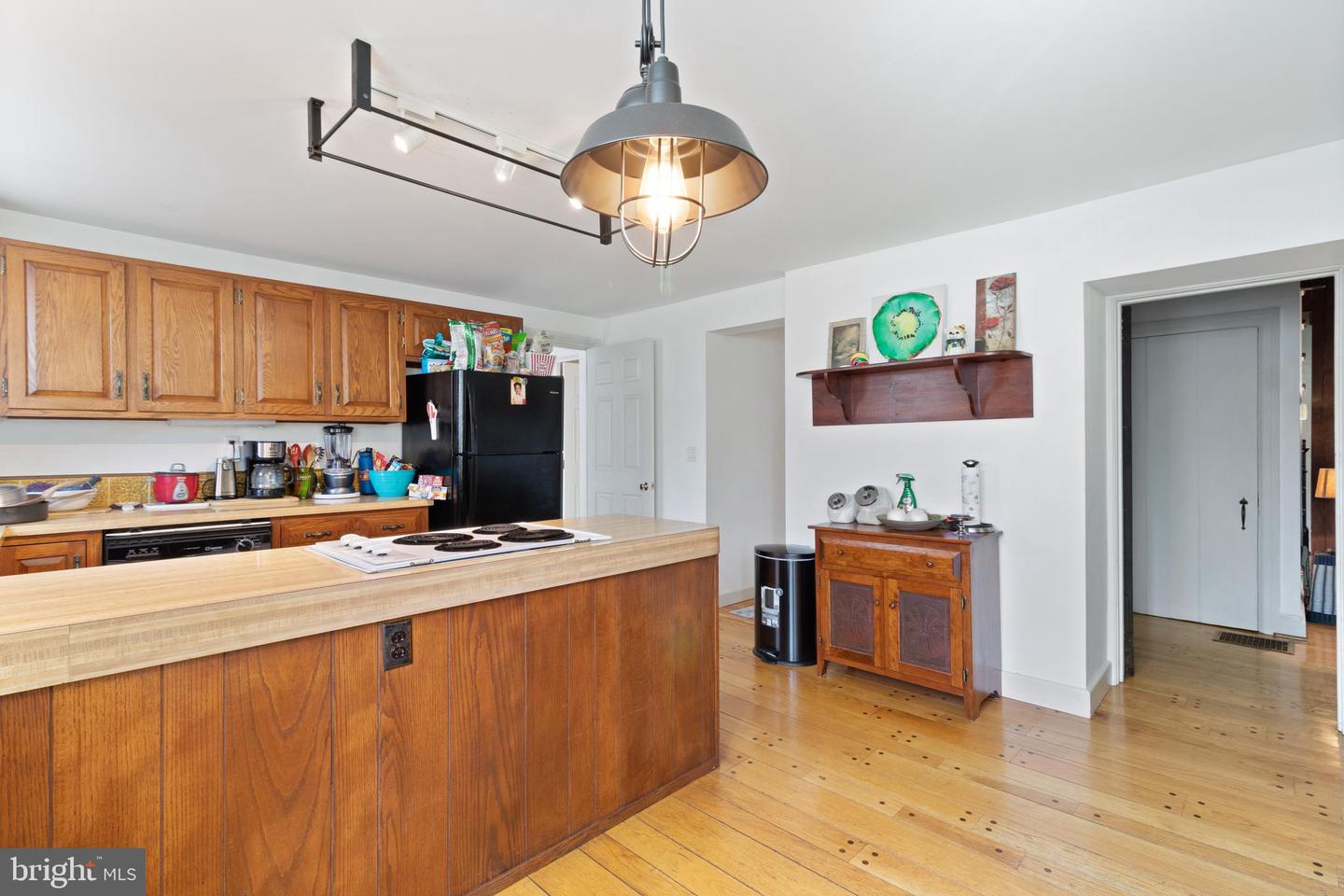 2155 Morgan Hill Rd Property Photo 15