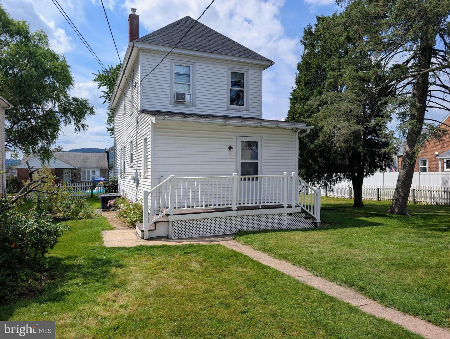 1249 2nd Ave Property Photo 19
