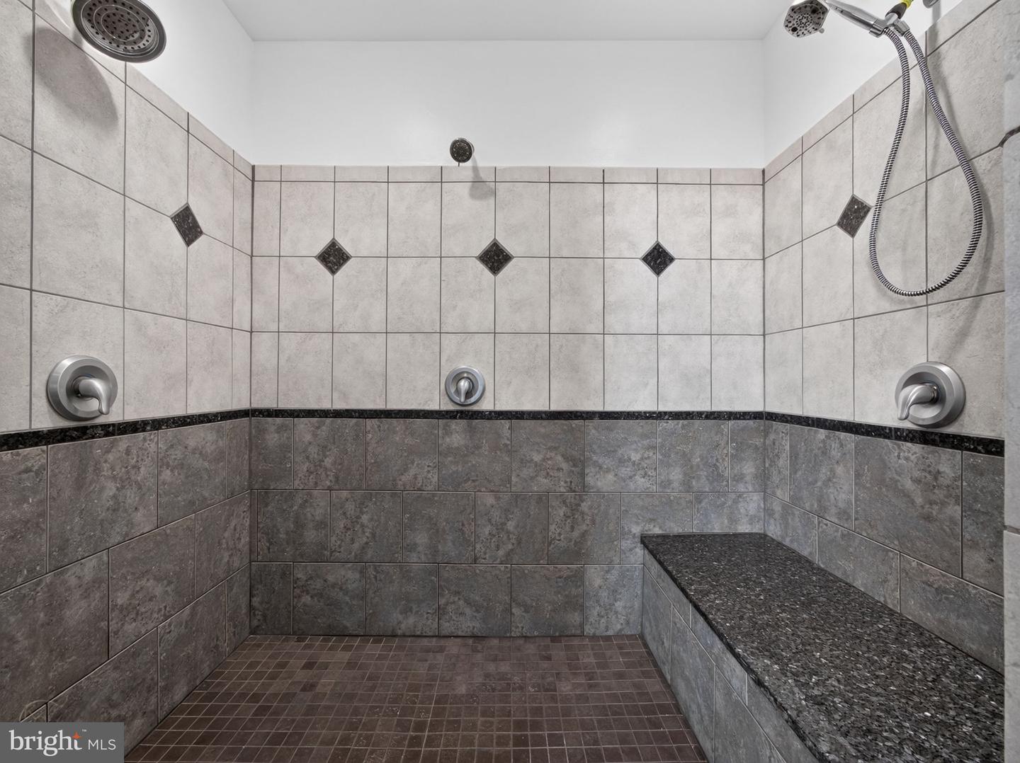 337 E Kleinhans Property Photo 40