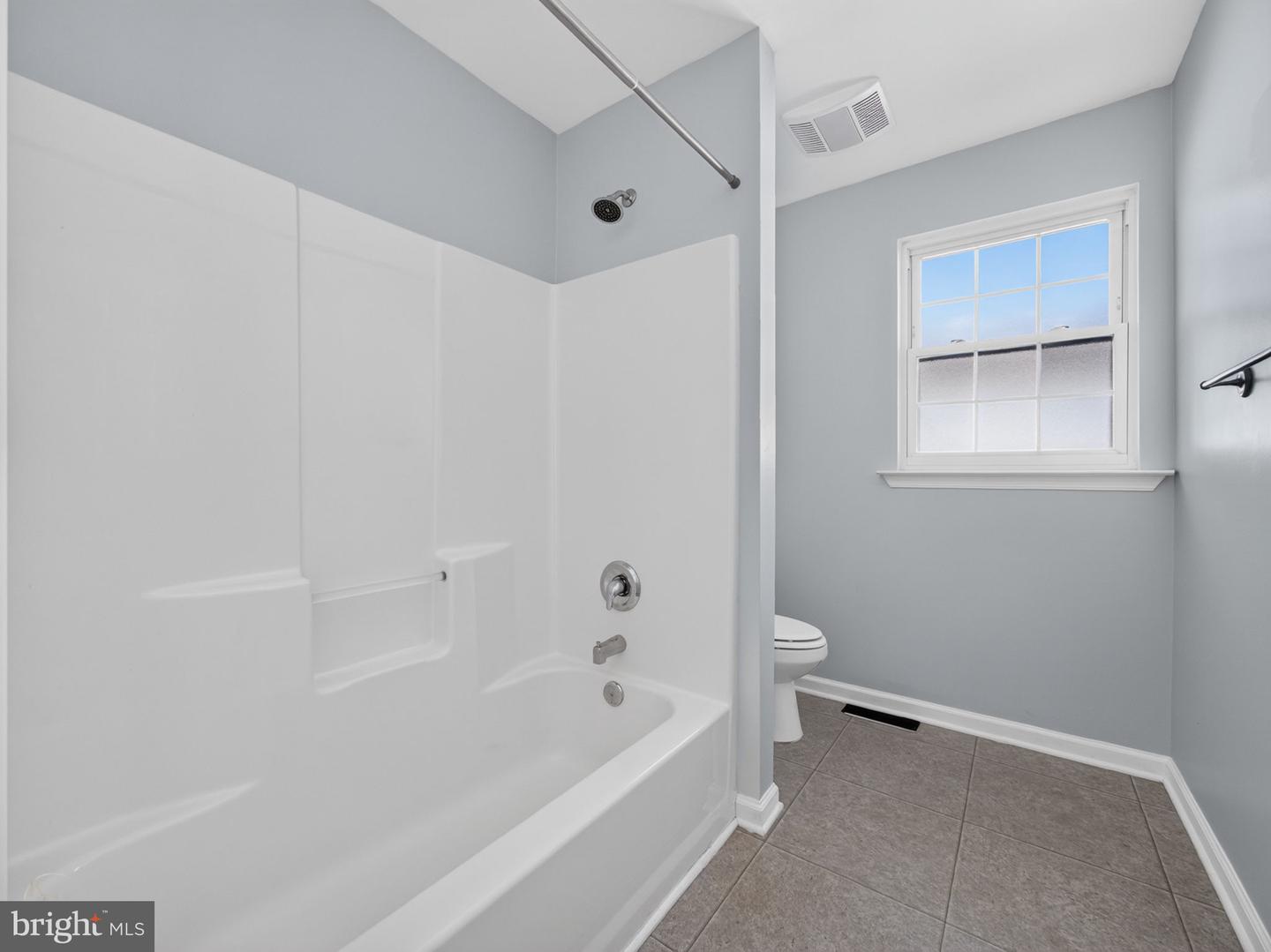 337 E Kleinhans Property Photo 47