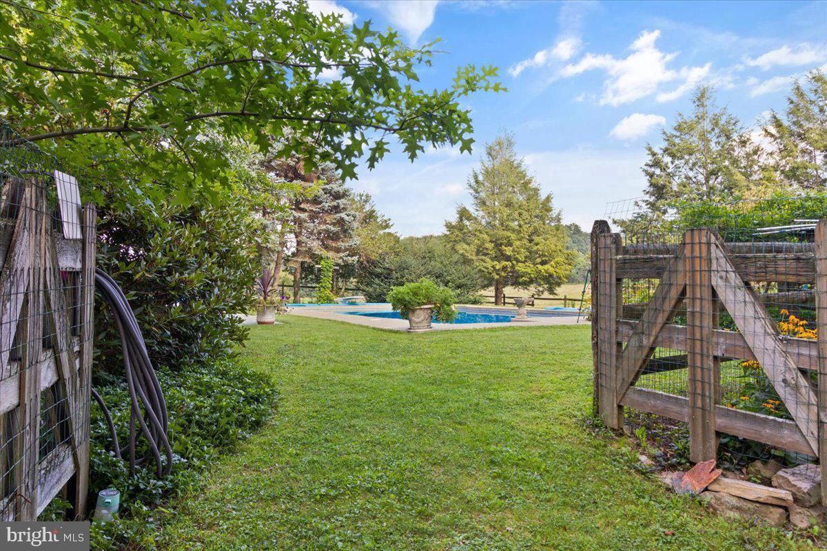 2145 Morgan Hill Rd Property Photo 20