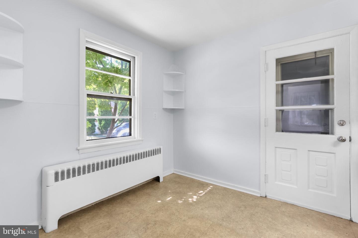 1740 Bayard St Property Photo 12