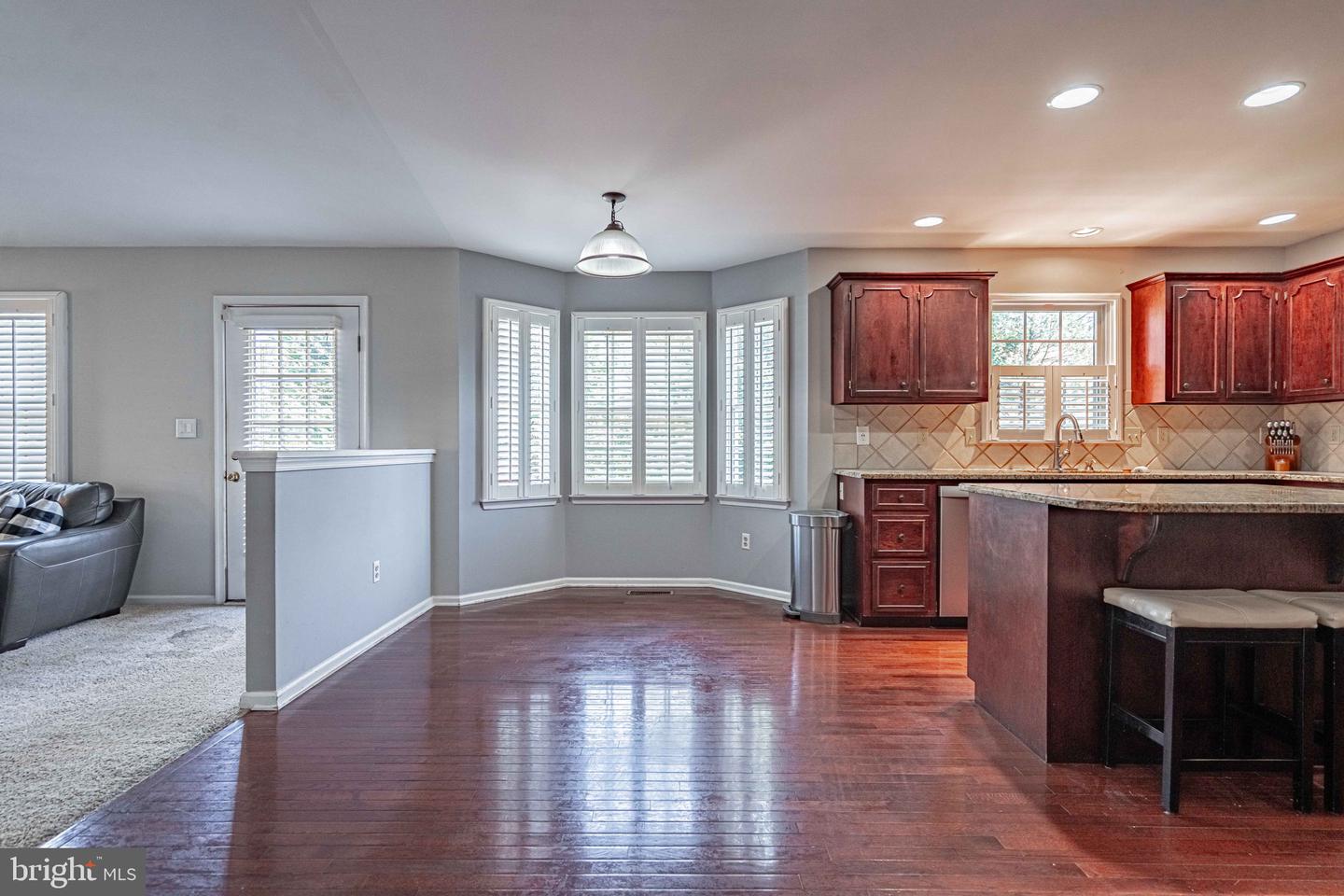25 Grist Mill Ln Property Photo 17