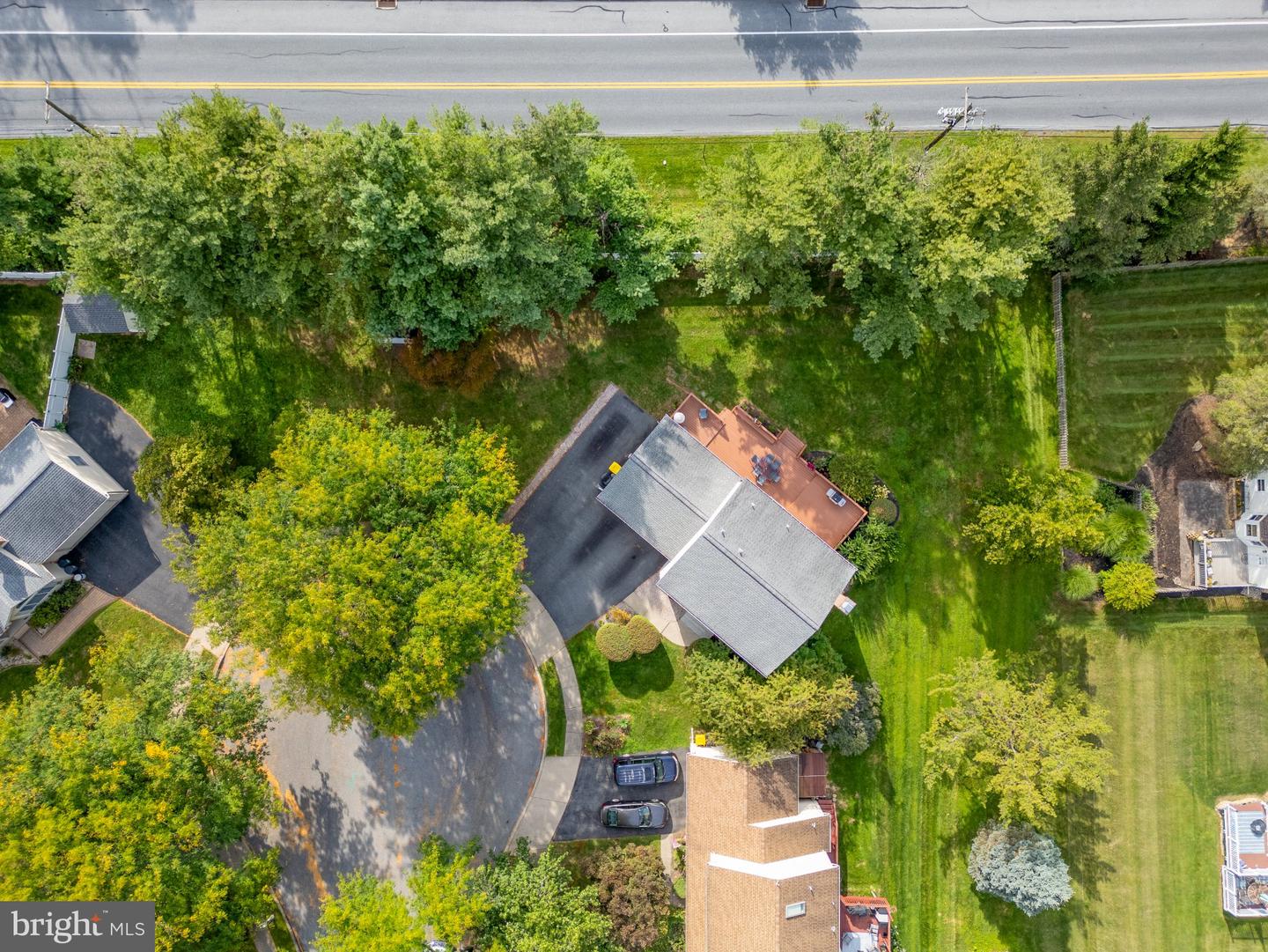 4945 Charles St Property Photo 6