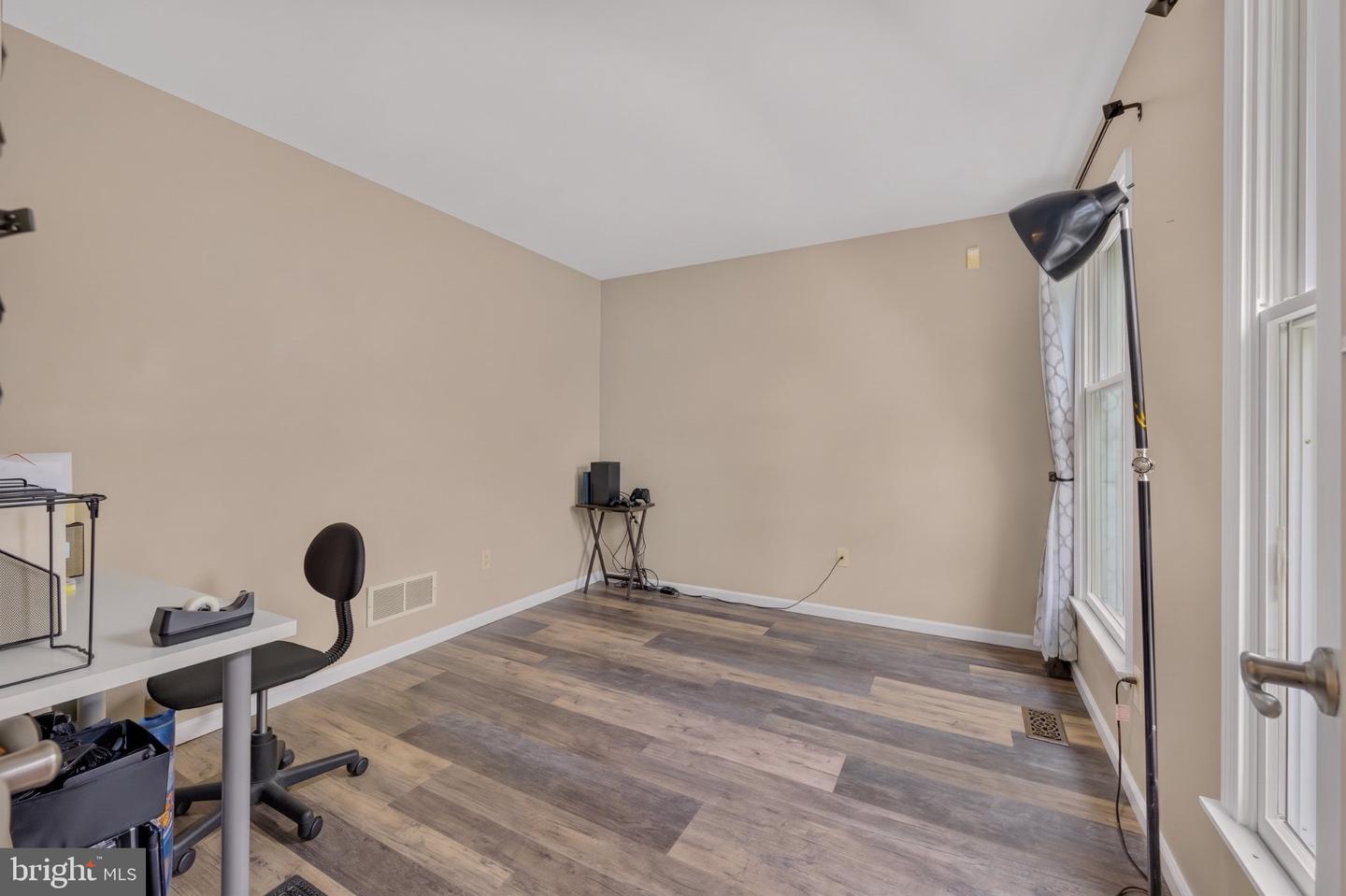 4945 Charles St Property Photo 12