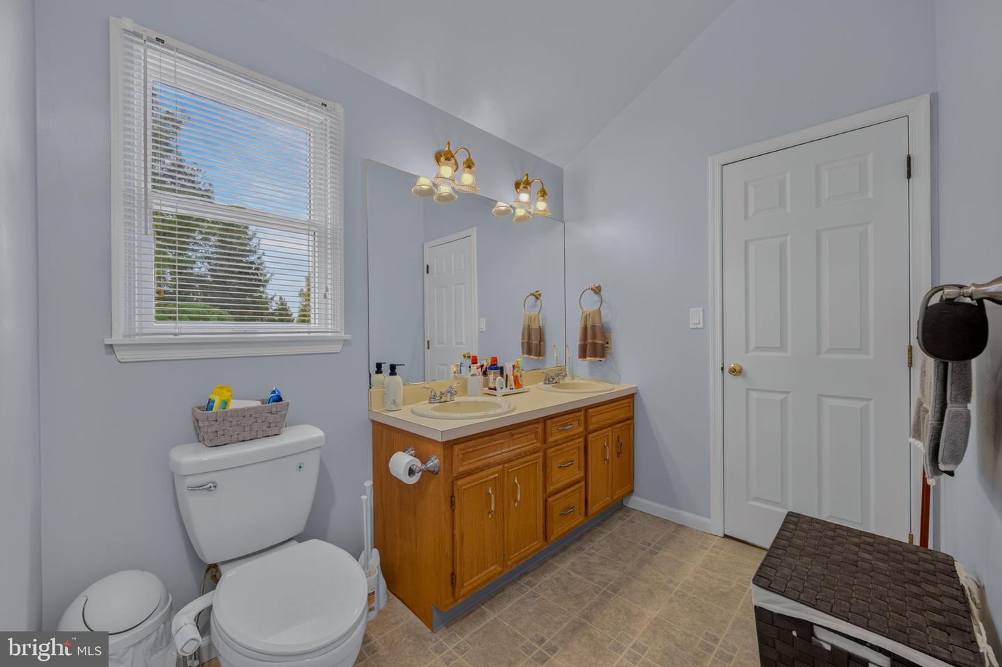 4945 Charles St Property Photo 40