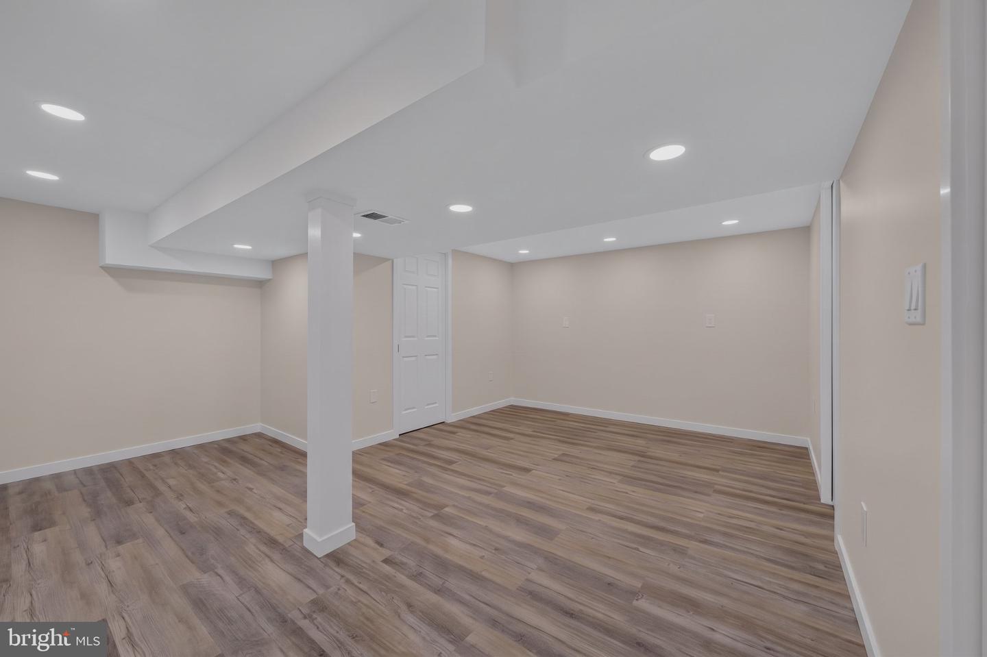 4945 Charles St Property Photo 52