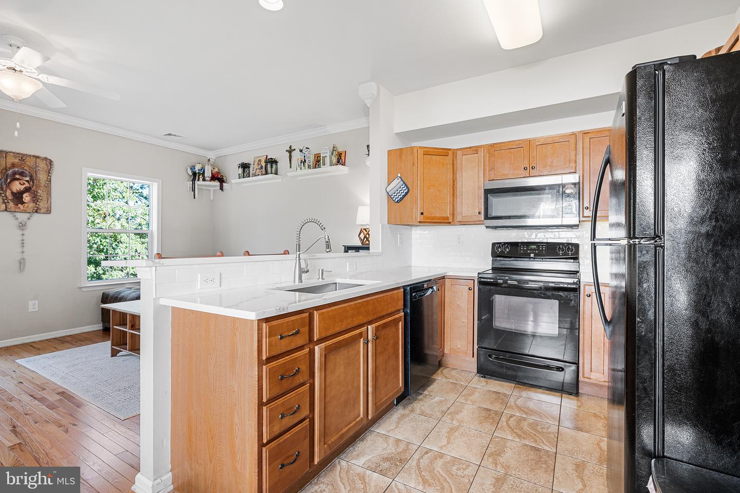 1537 Crest Park Ct Property Photo 12
